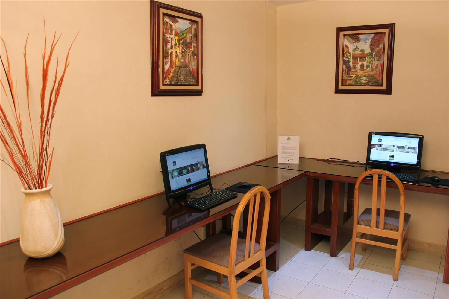 Best Western Plus Plaza Florida  Tower